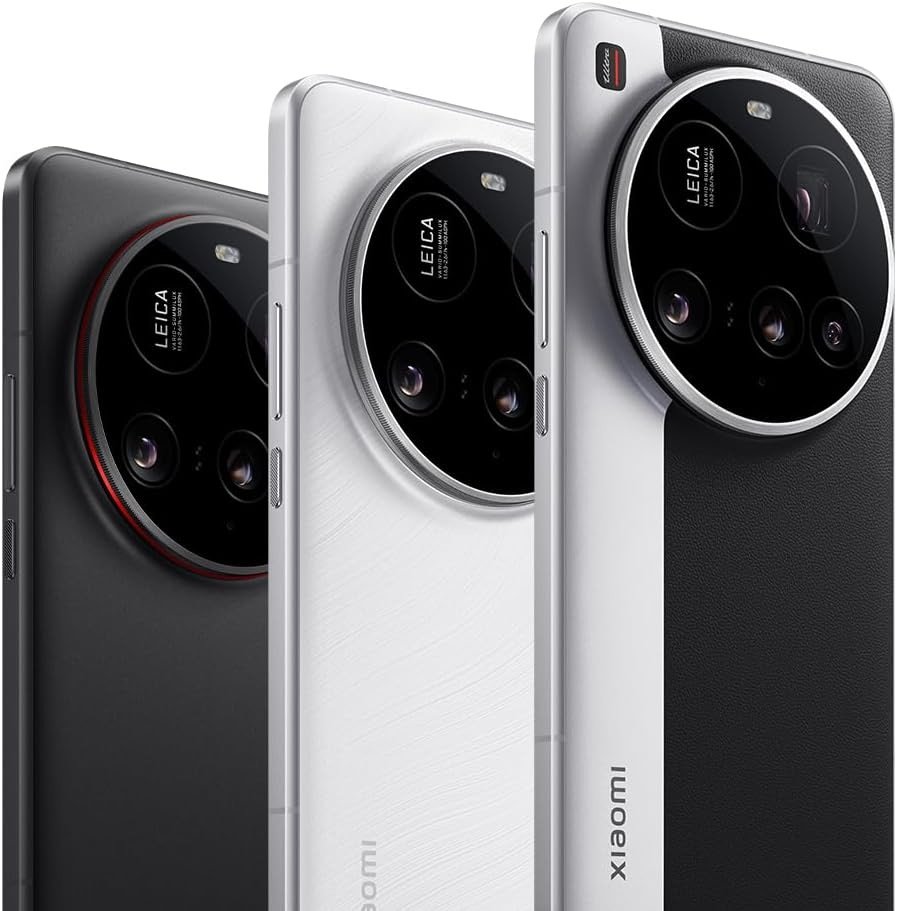 Xiaomi 15 Ultra en tres colores: negro, blanco y negro con textura, todos con módulo de cámara Leica circular. 