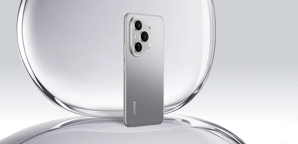 Smartphone HONOR 400 en acabado Lunar Grey con diseño metálico y triple cámara trasera