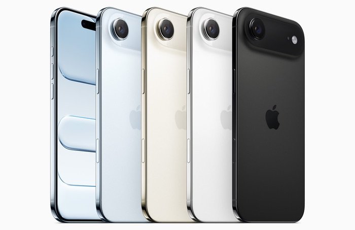 iPhone Air en sus cuatro acabados: negro, blanco nube, dorado claro y azul cielo, el iPhone más delgado de Apple