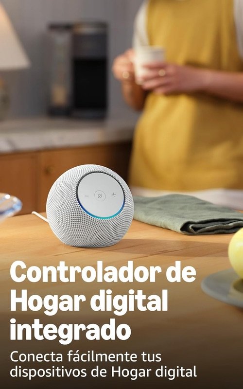 Echo Dot Max blanco colocado en una cocina moderna, con texto destacado sobre su controlador de Hogar digital integrado