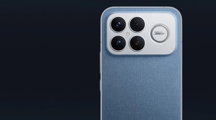 Módulo de cámara del Xiaomi POCO F8 Ultra en color azul con triple lente y altavoz Bose