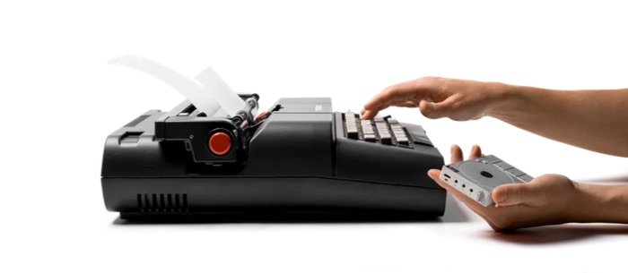 Dispositivo de escritura y grabación de audio utilizado junto a una herramienta digital para crear contenido